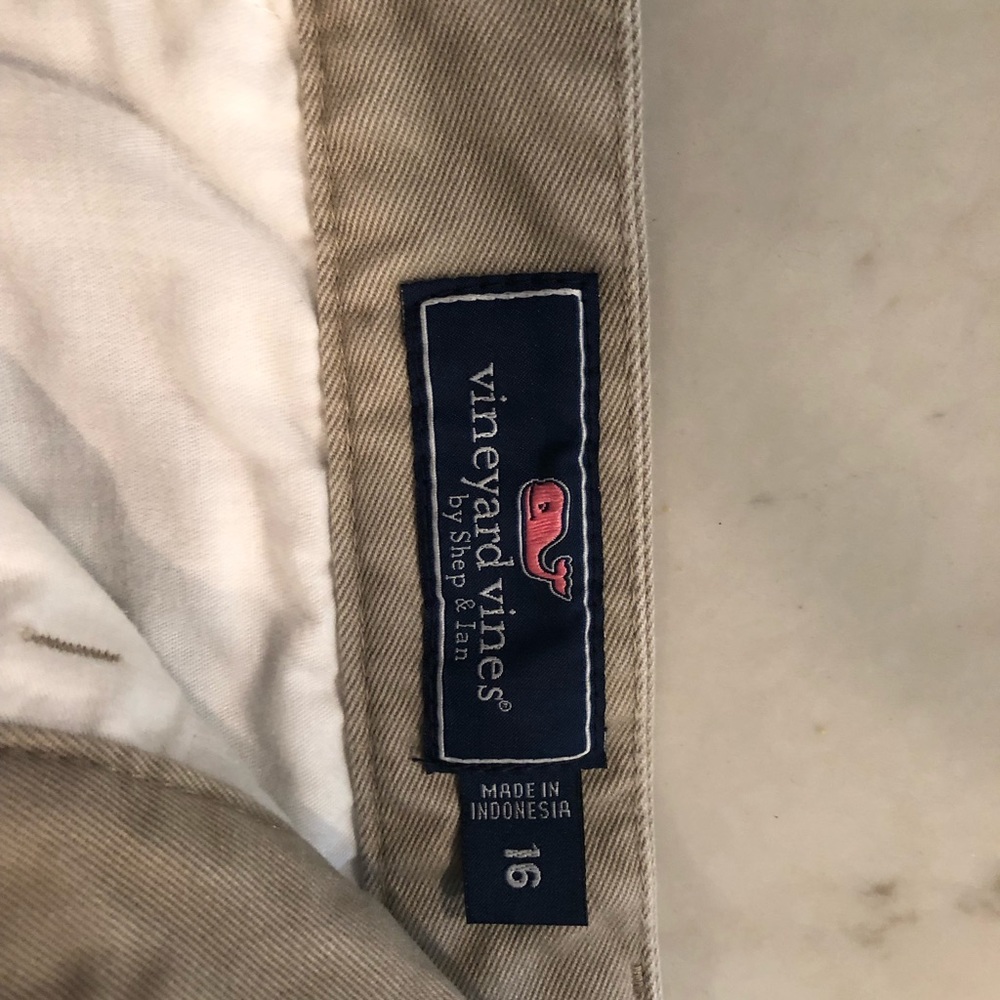 Boys vineyard vines pants
